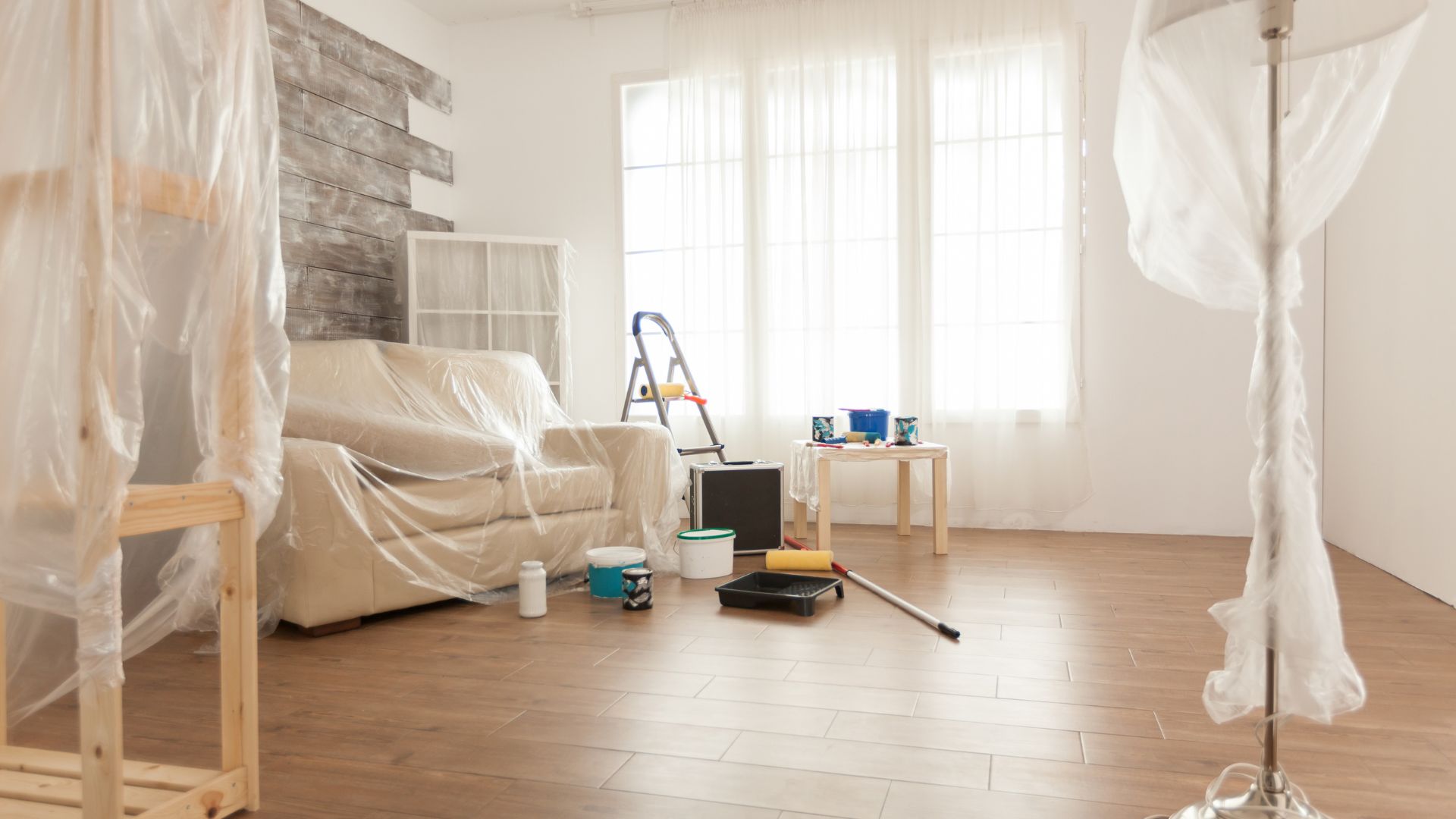 7 Questions to Ask Before Hiring a Home Renovation Contractor